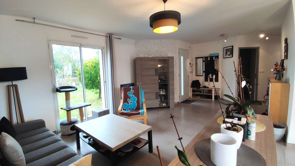 Maison à NOTRE-DAME-DES-LANDES