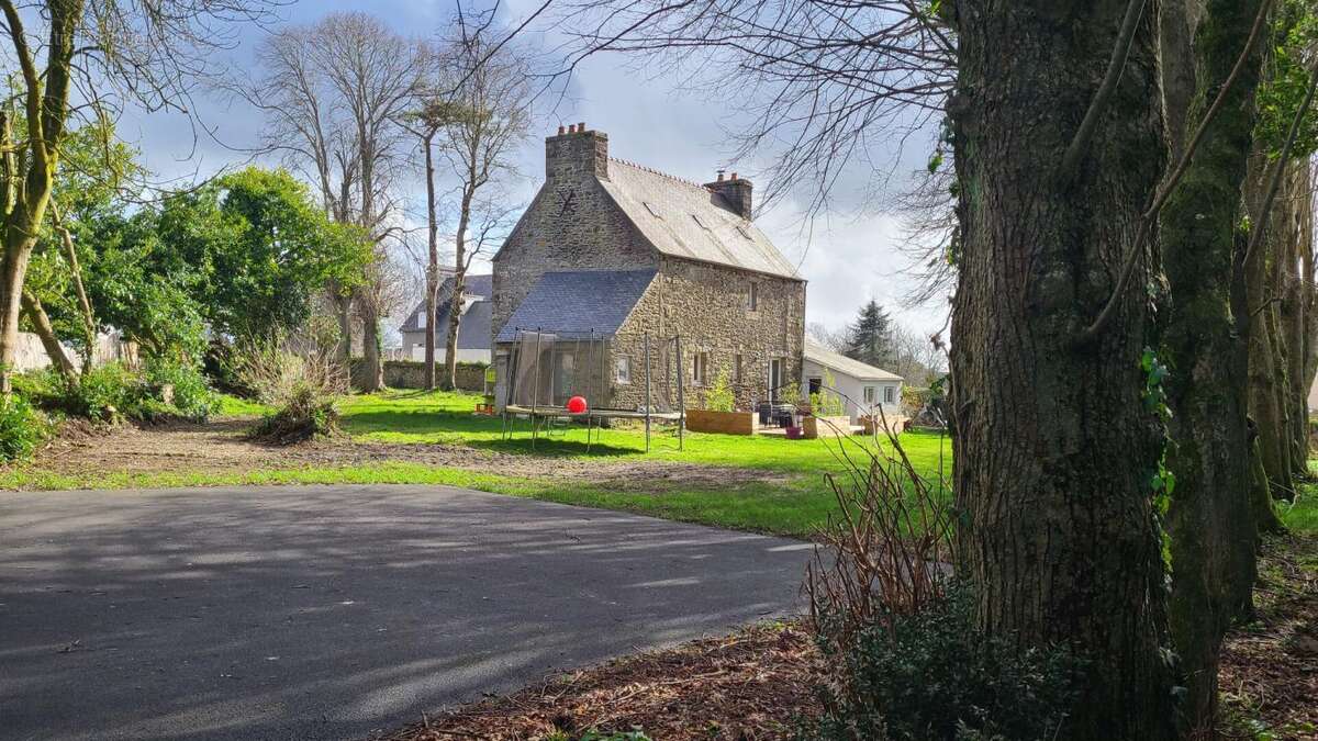 Maison à PLOUEZOC'H