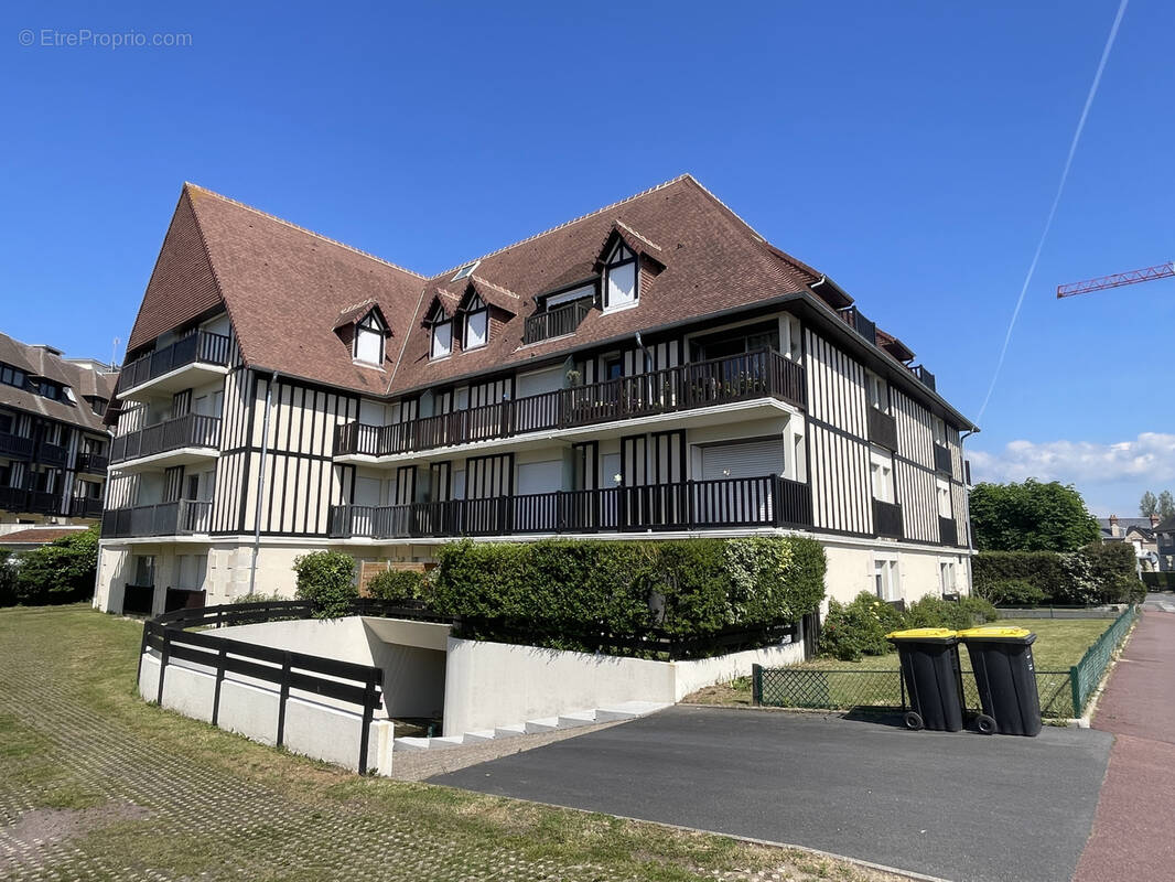 Appartement à BLONVILLE-SUR-MER