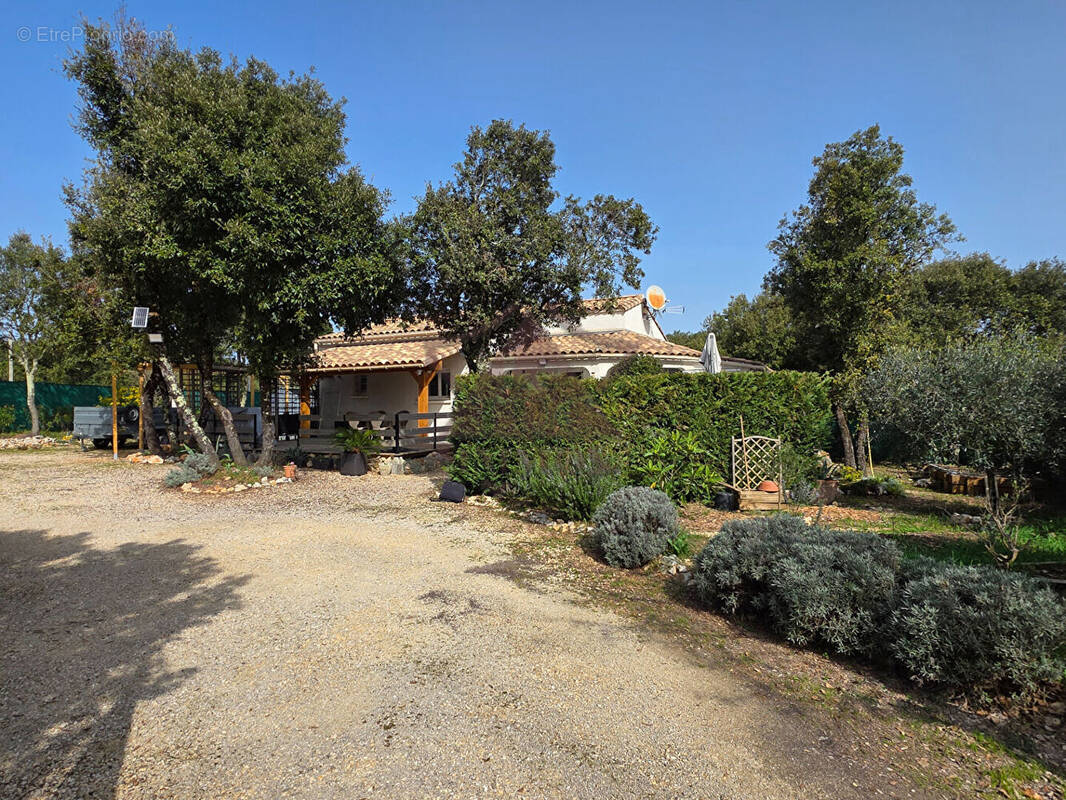 Maison à MEJANNES-LE-CLAP