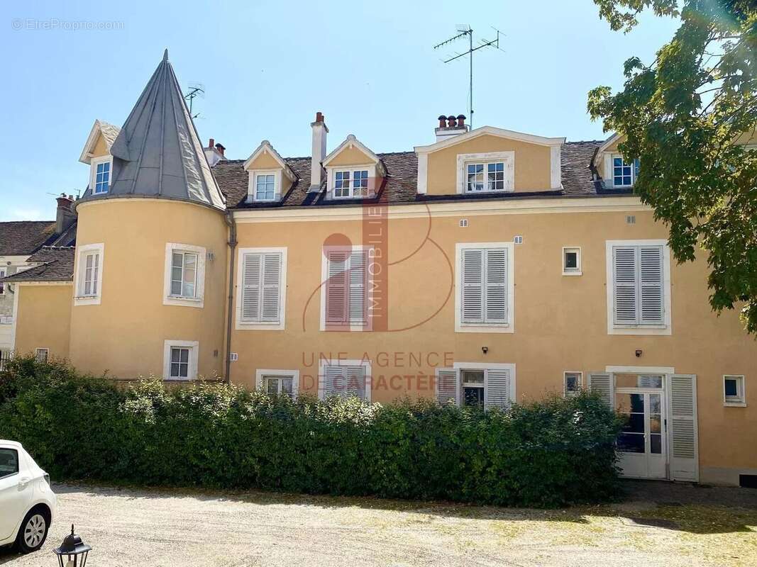 Appartement à FONTAINEBLEAU