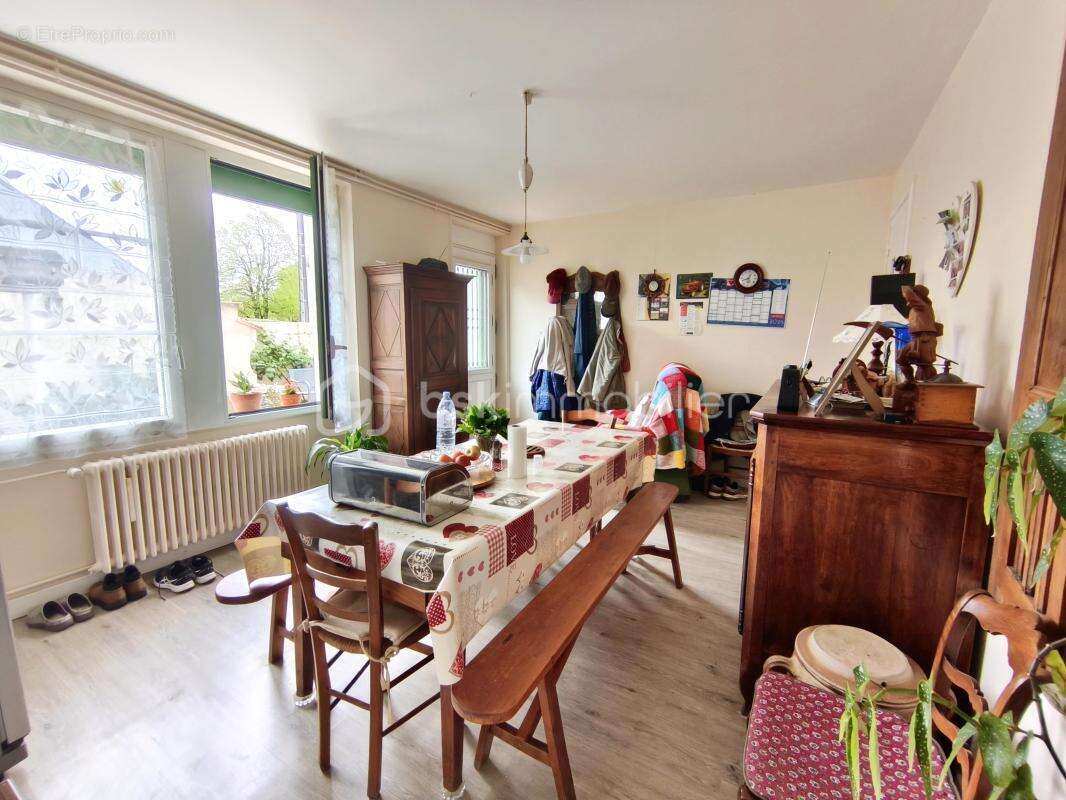 Maison à CIVRAY