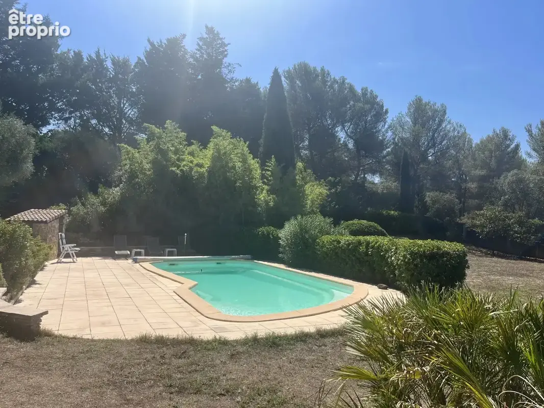 Gardanne maison familiale de 218 m2 au calme sur 3535 m3 de terrain - photo 17