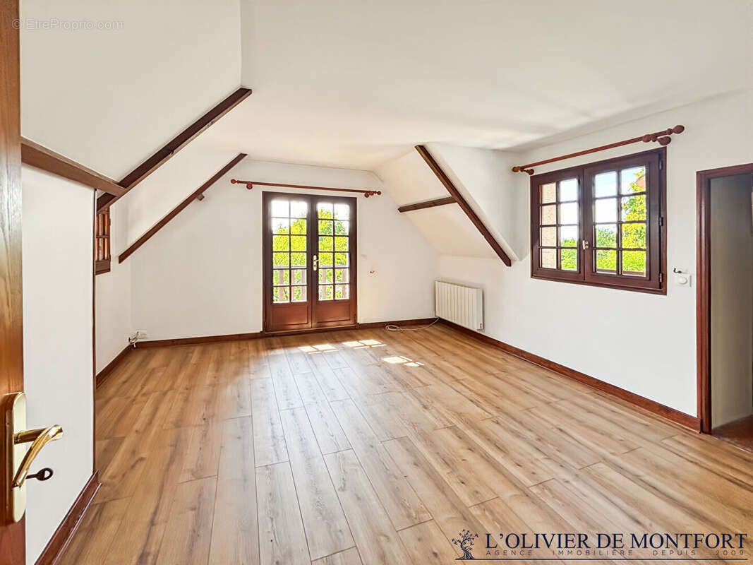 Propriete sur parc de plus d'1 hectare - photo 12