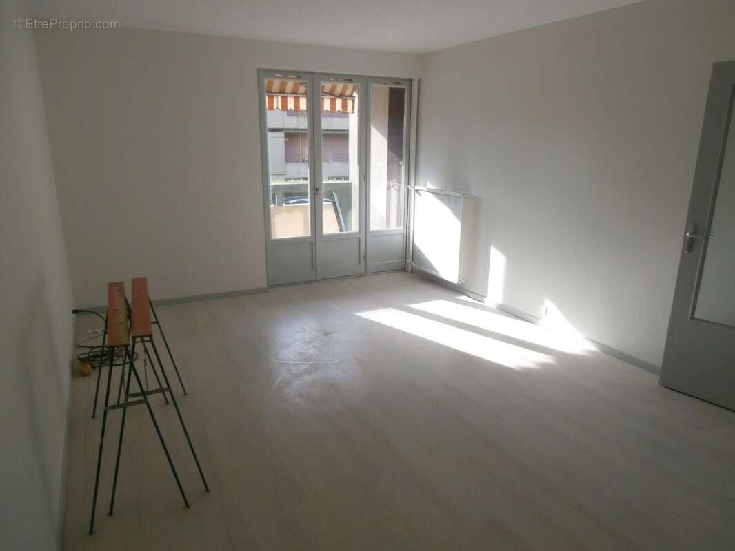 Appartement à TOURNON-SUR-RHONE