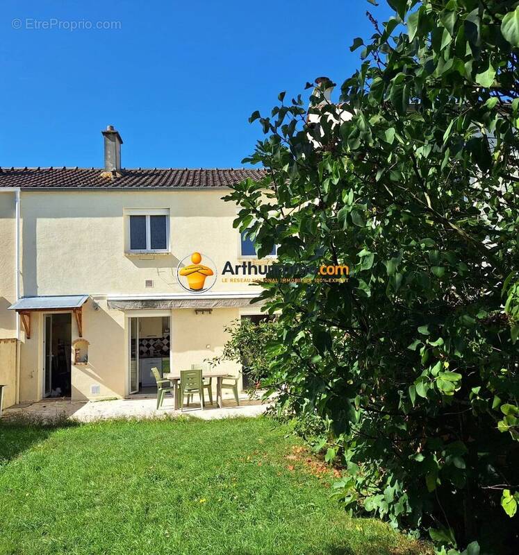 Maison à TOURNAN-EN-BRIE