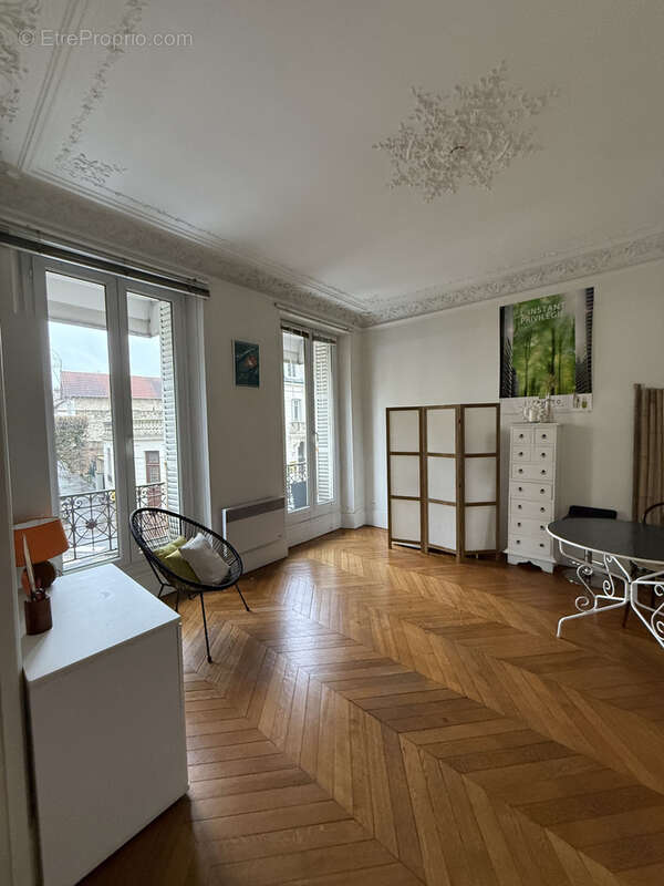Appartement à MELUN