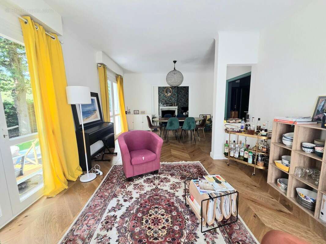 Photo 4 - Maison à AVRILLE