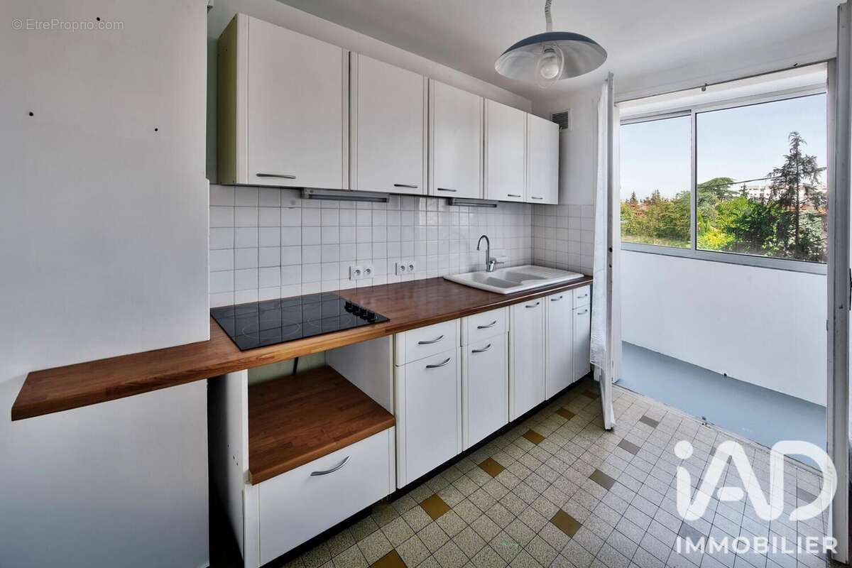 Photo 5 - Appartement à CALUIRE-ET-CUIRE