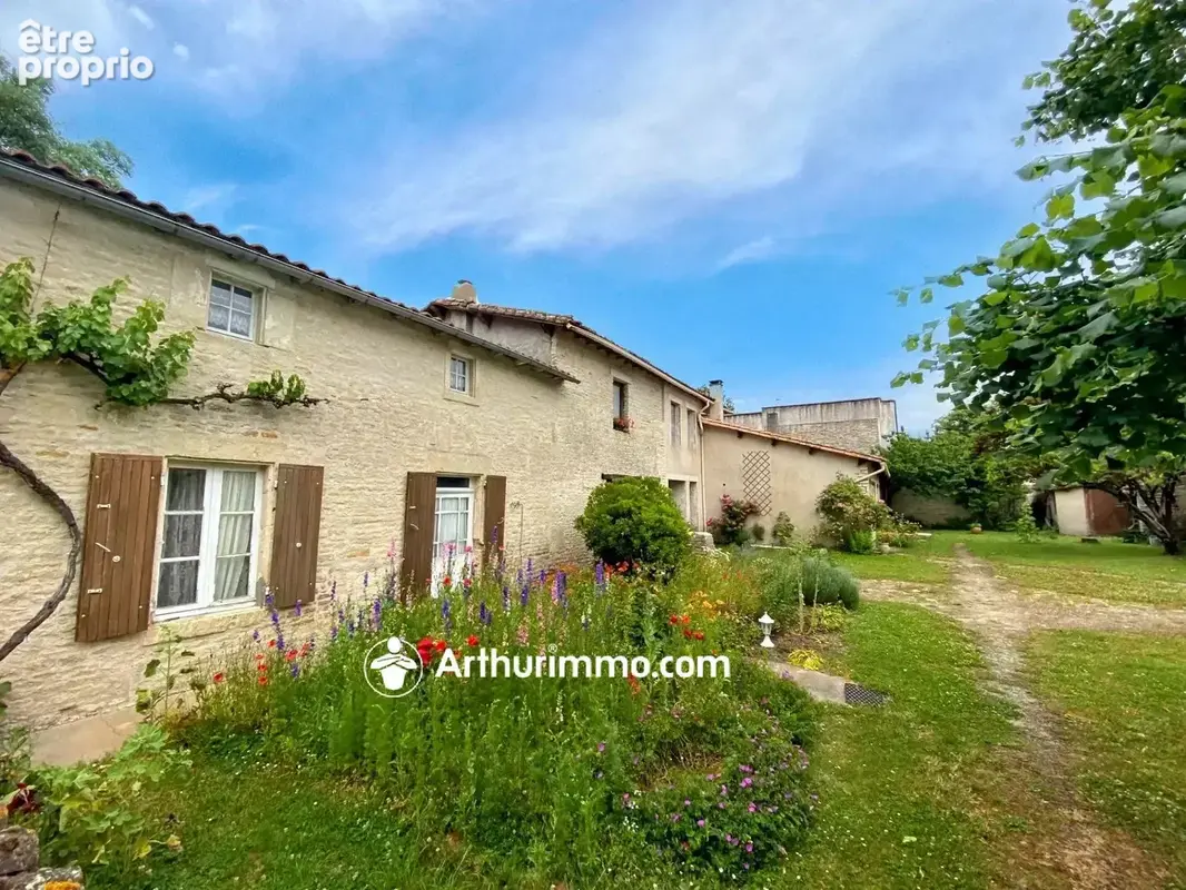 Vente Maison Villefollet(79170) 177 000ï¿œ - photo 3