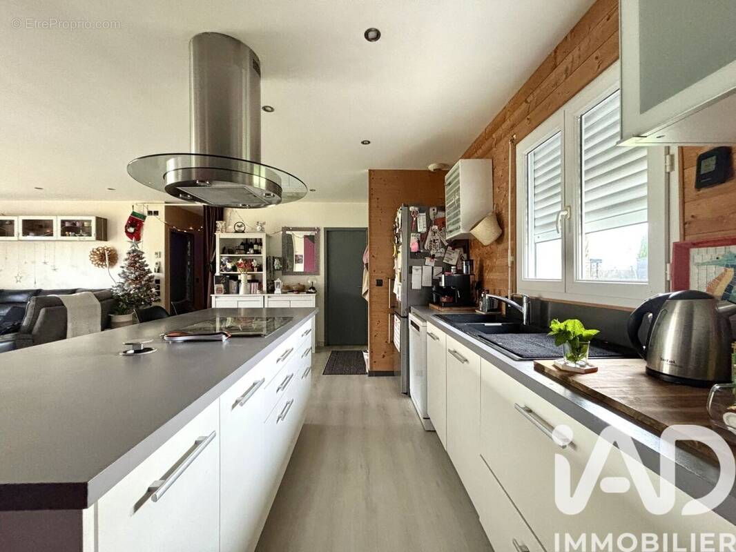 Photo 1 - Maison à BEYCHAC-ET-CAILLAU