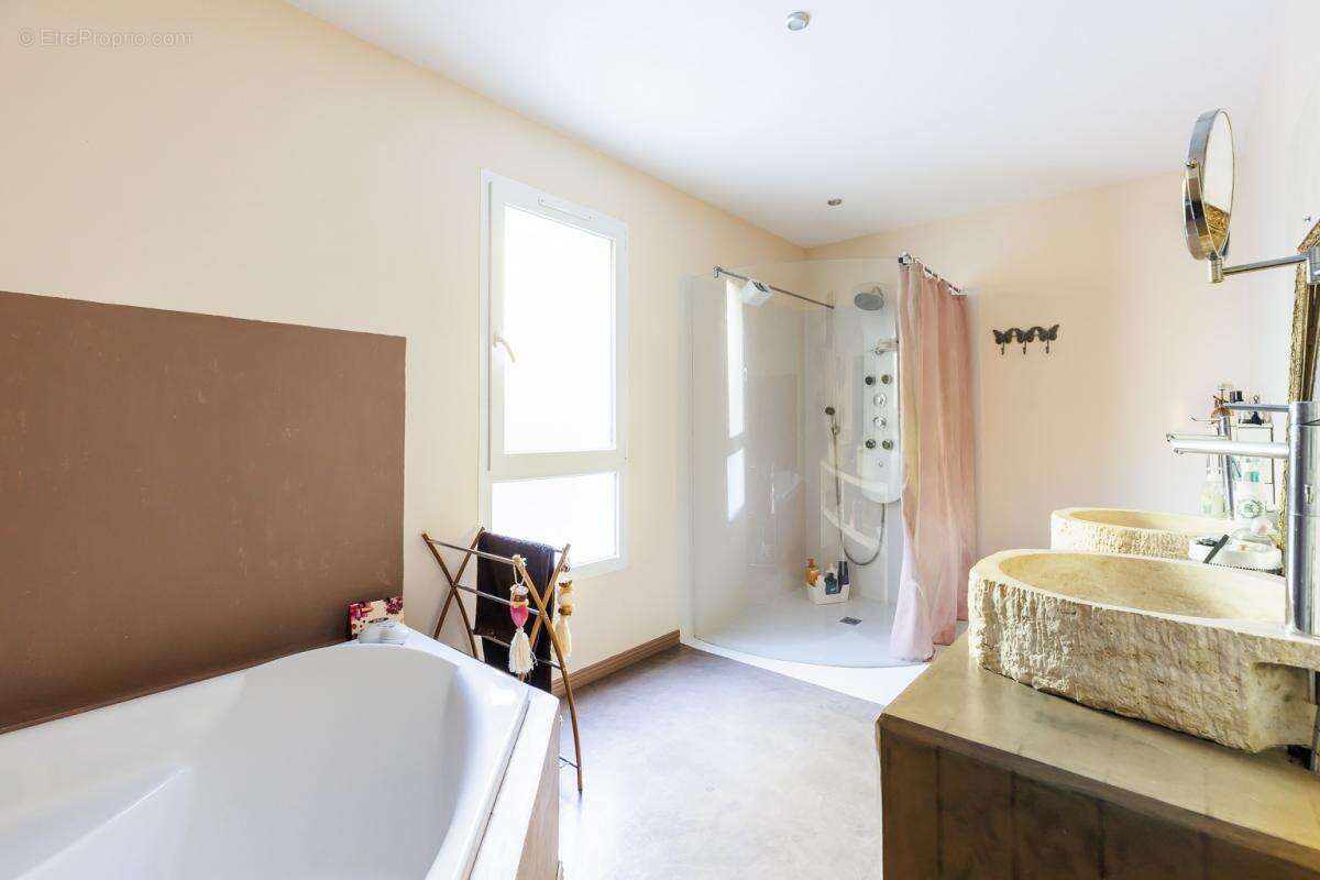 Maison à SALIES-DE-BEARN