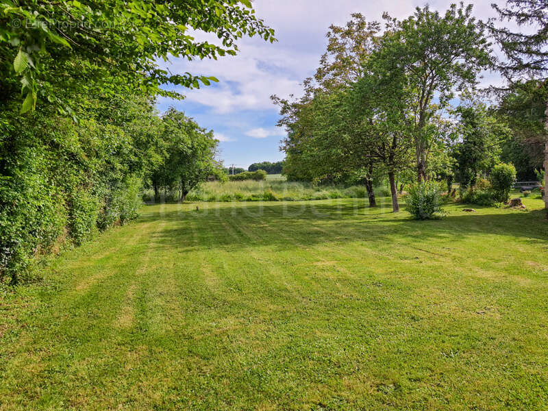 Maison à SAUZE-VAUSSAIS