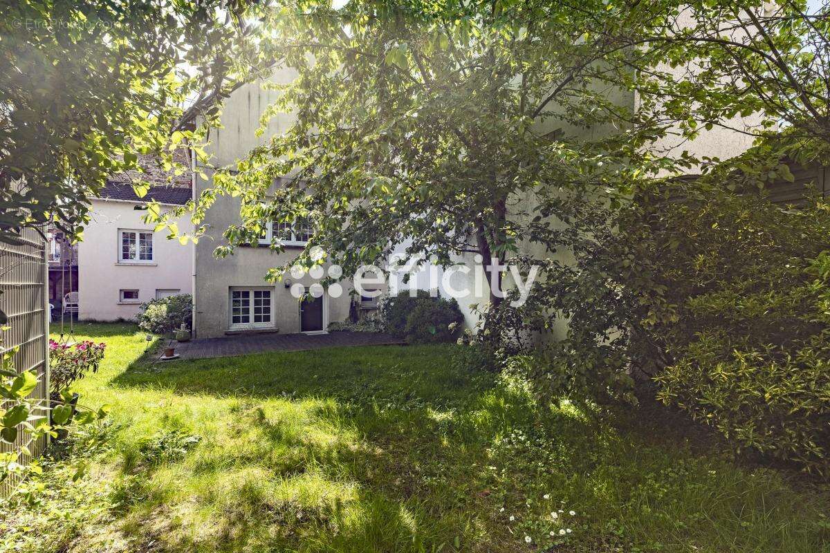 Maison à FONTENAY-SOUS-BOIS