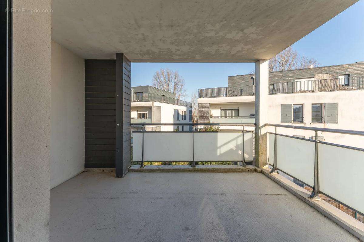 Appartement à VILLENAVE-D'ORNON