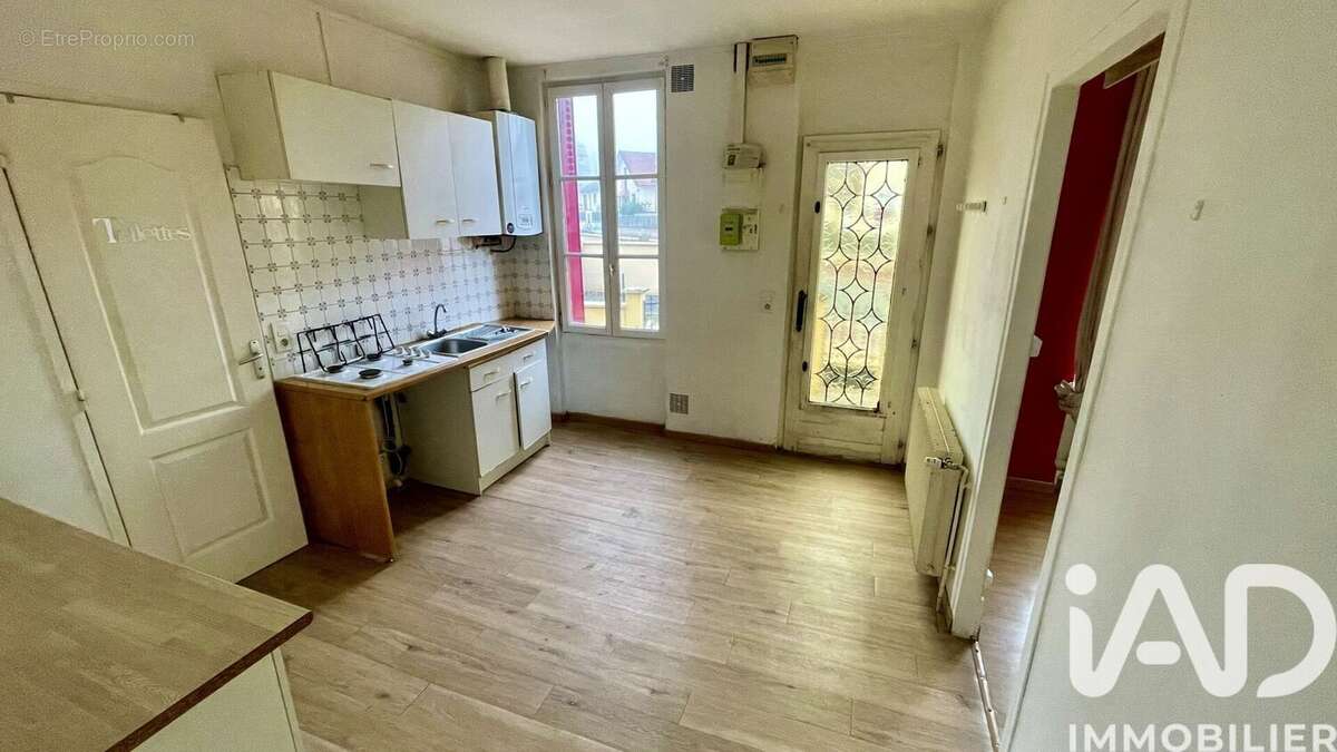 Photo 8 - Appartement à VARENNES-SUR-SEINE