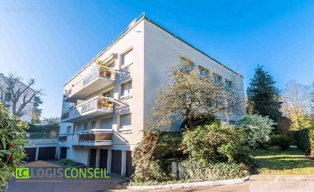 Appartement à CHATENAY-MALABRY