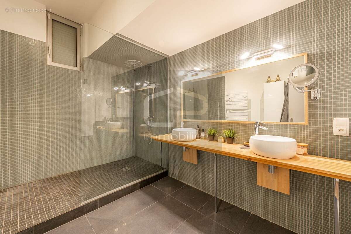 Appartement à SEVRIER