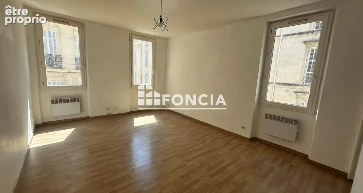 Quartier chapitre / saint charles : t2 40m2 - photo 4