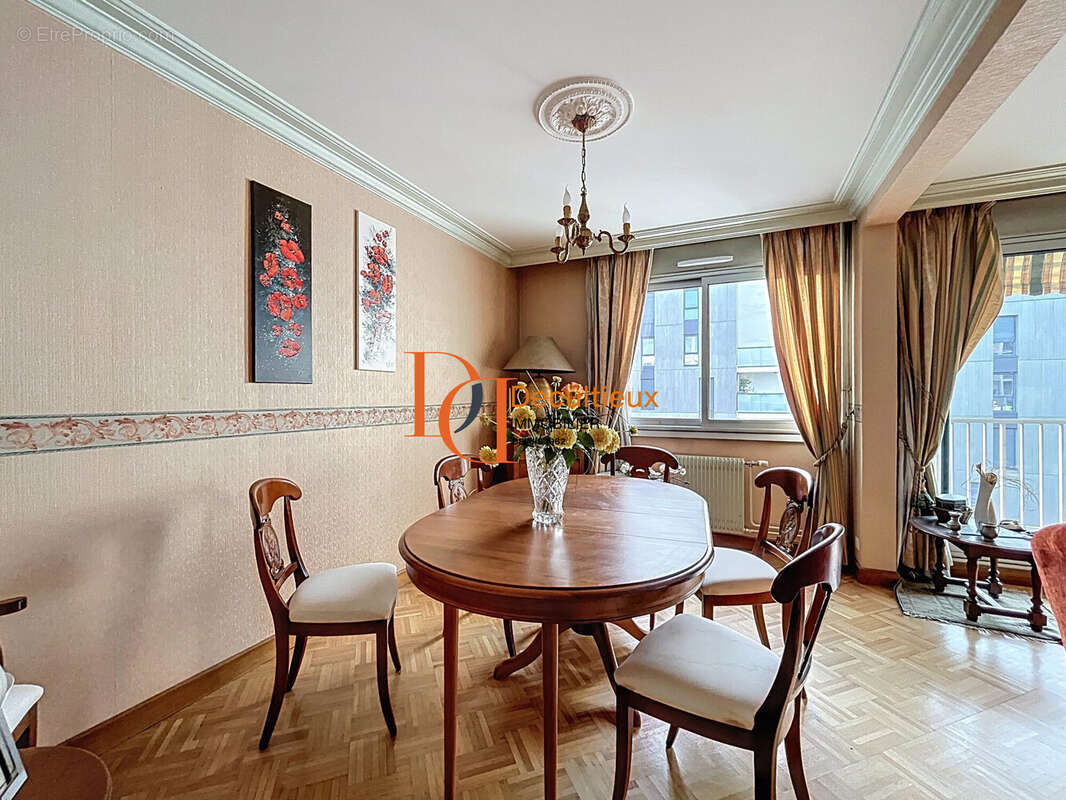 Appartement à VILLEURBANNE