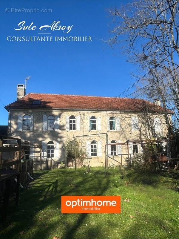 Maison à LANNEPAX