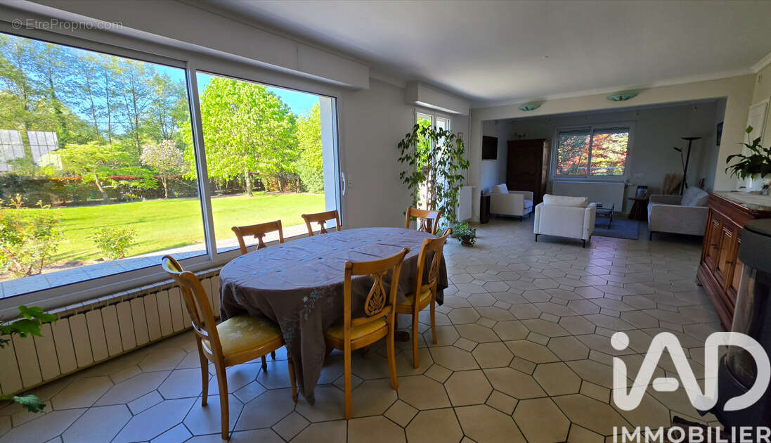 Photo 3 - Maison à SAINT-AMAND-LES-EAUX