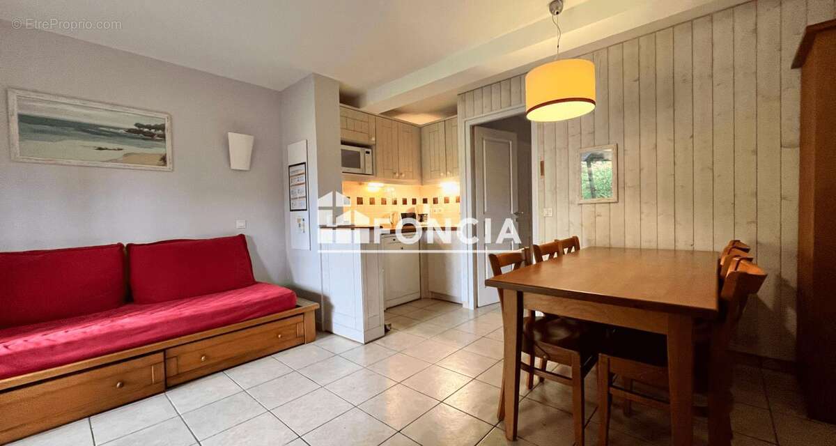 Appartement à MOLIETS-ET-MAA