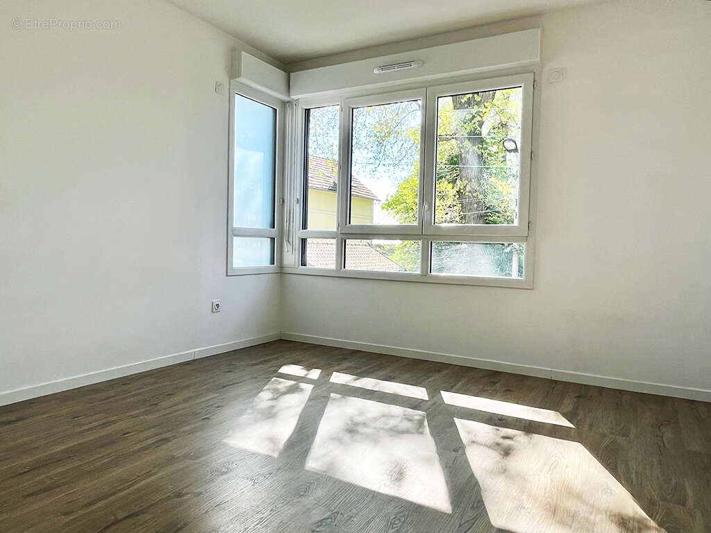 Appartement à LIVRY-GARGAN