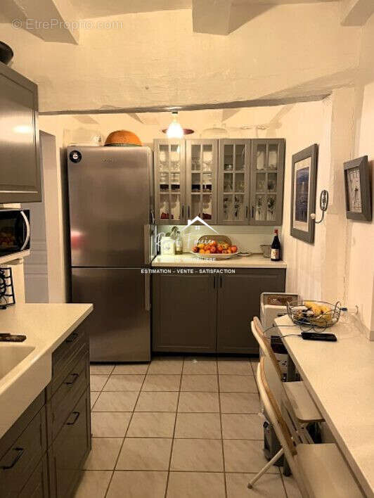 Cuisine A et E indépendante - Maison à LA GUERCHE