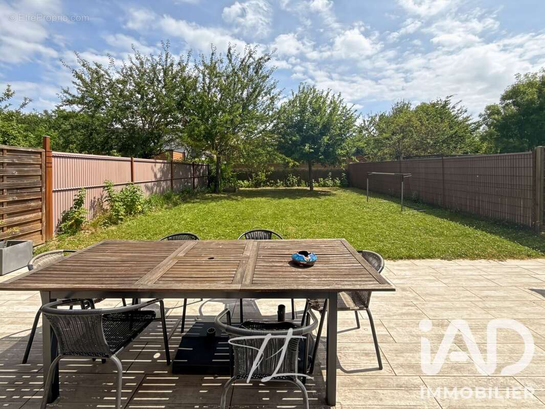 Maison 84 m² à Chessy  - photo 3