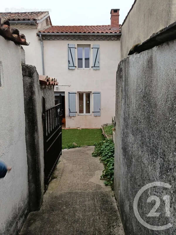 Maison 71 m² à Graulhet  - photo 9