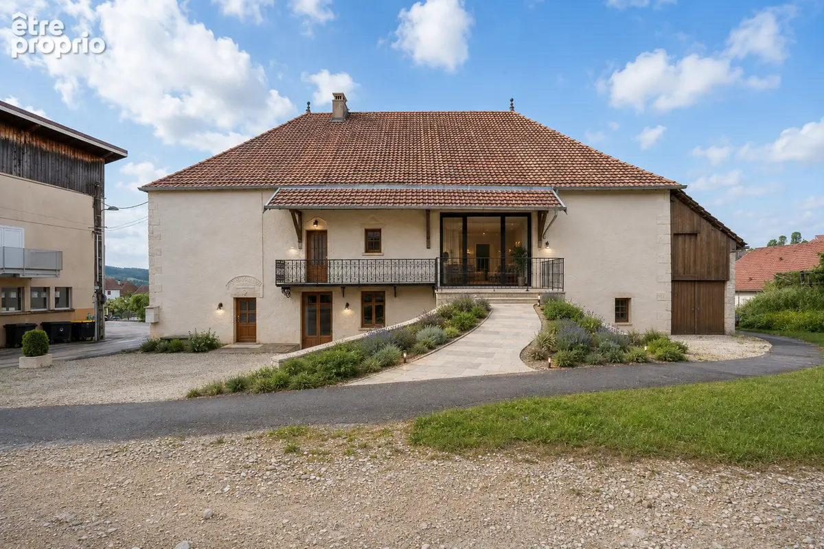 Grange à aménager à orchamps-vennes - photo 5