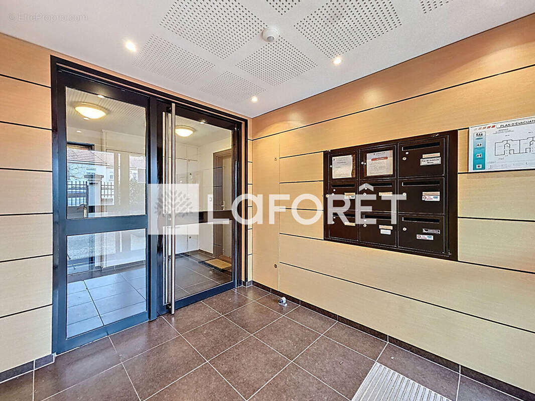 Appartement à MOISSY-CRAMAYEL