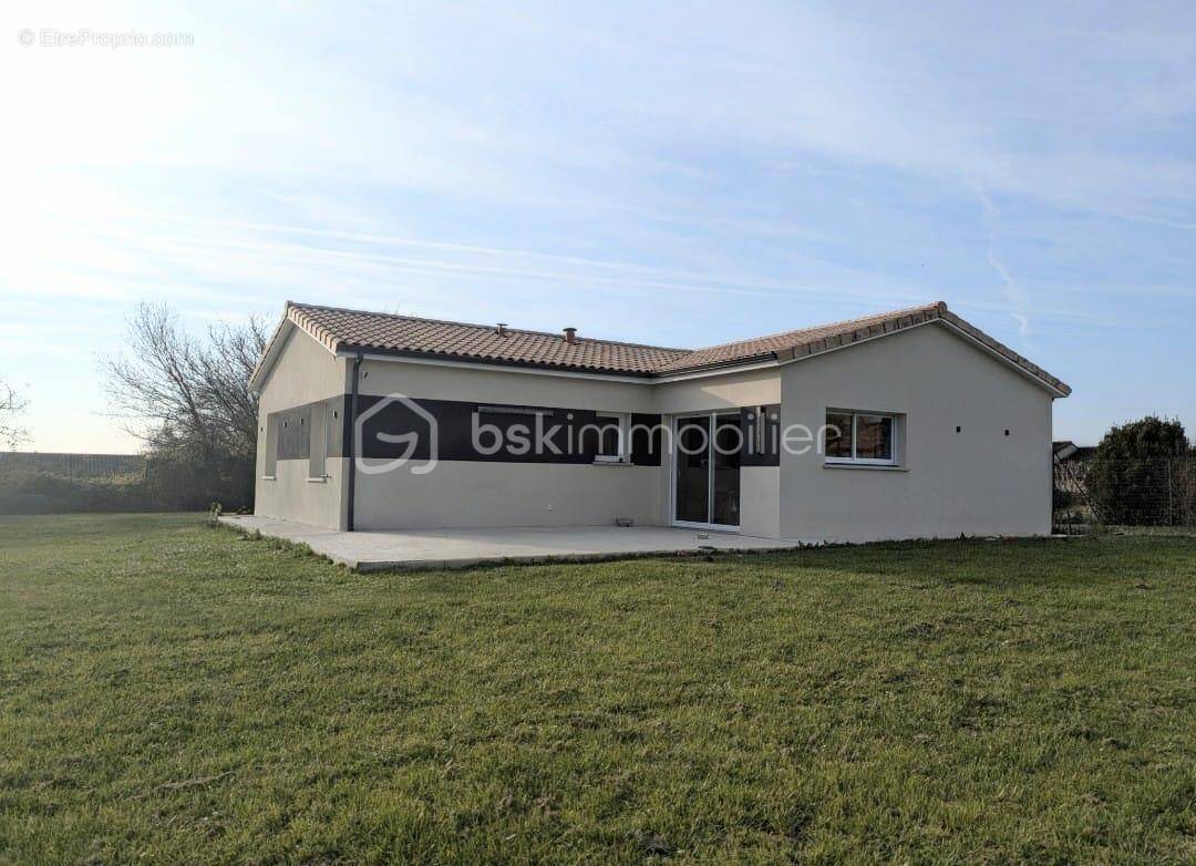Maison à SAINT-VIVIEN