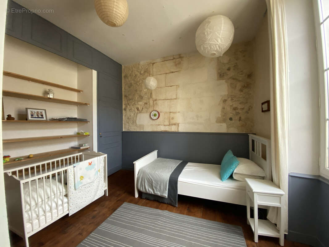 Maison à CHATEAUNEUF-SUR-CHARENTE