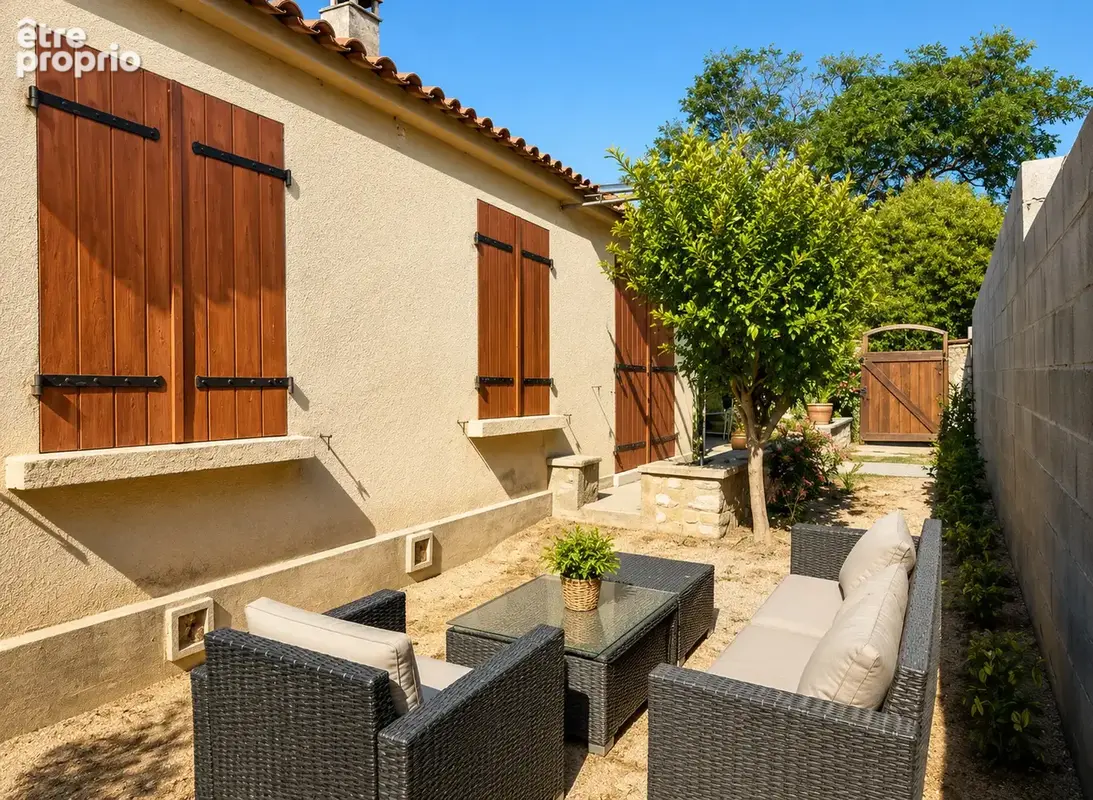 Pélissanne   Villa de 92 m2 5 pièces avec 4 chambres et jardin de 429 m2 - photo 3