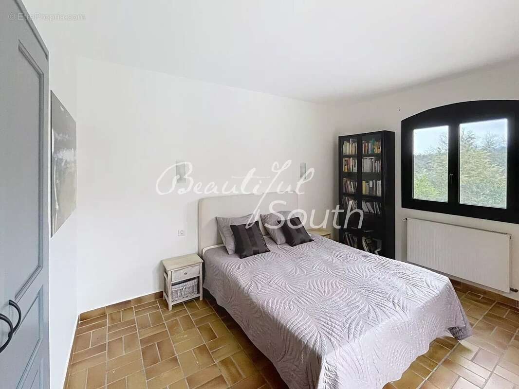 Maison à MONTESQUIEU-DES-ALBERES