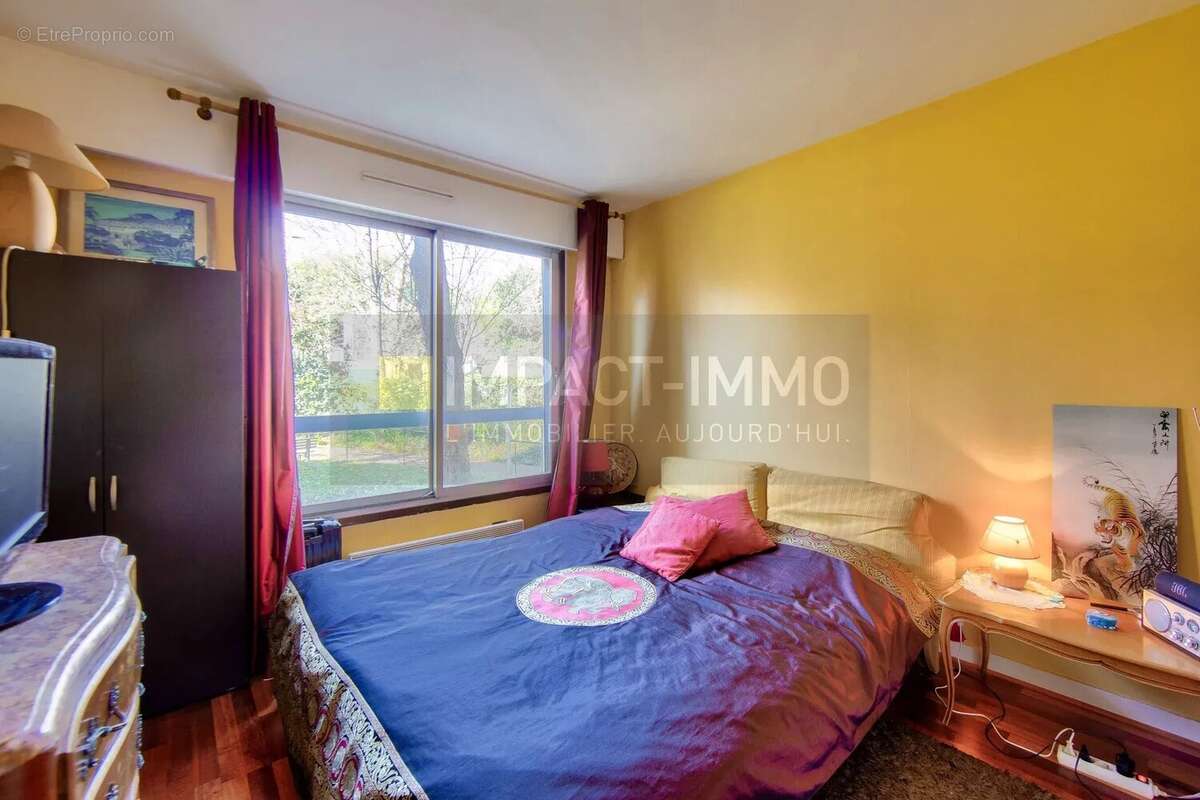 Appartement à SURESNES