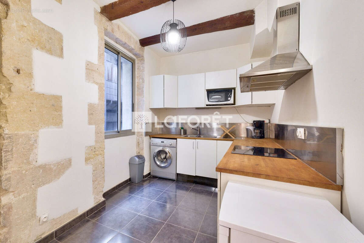 Appartement à MARSEILLE-1E