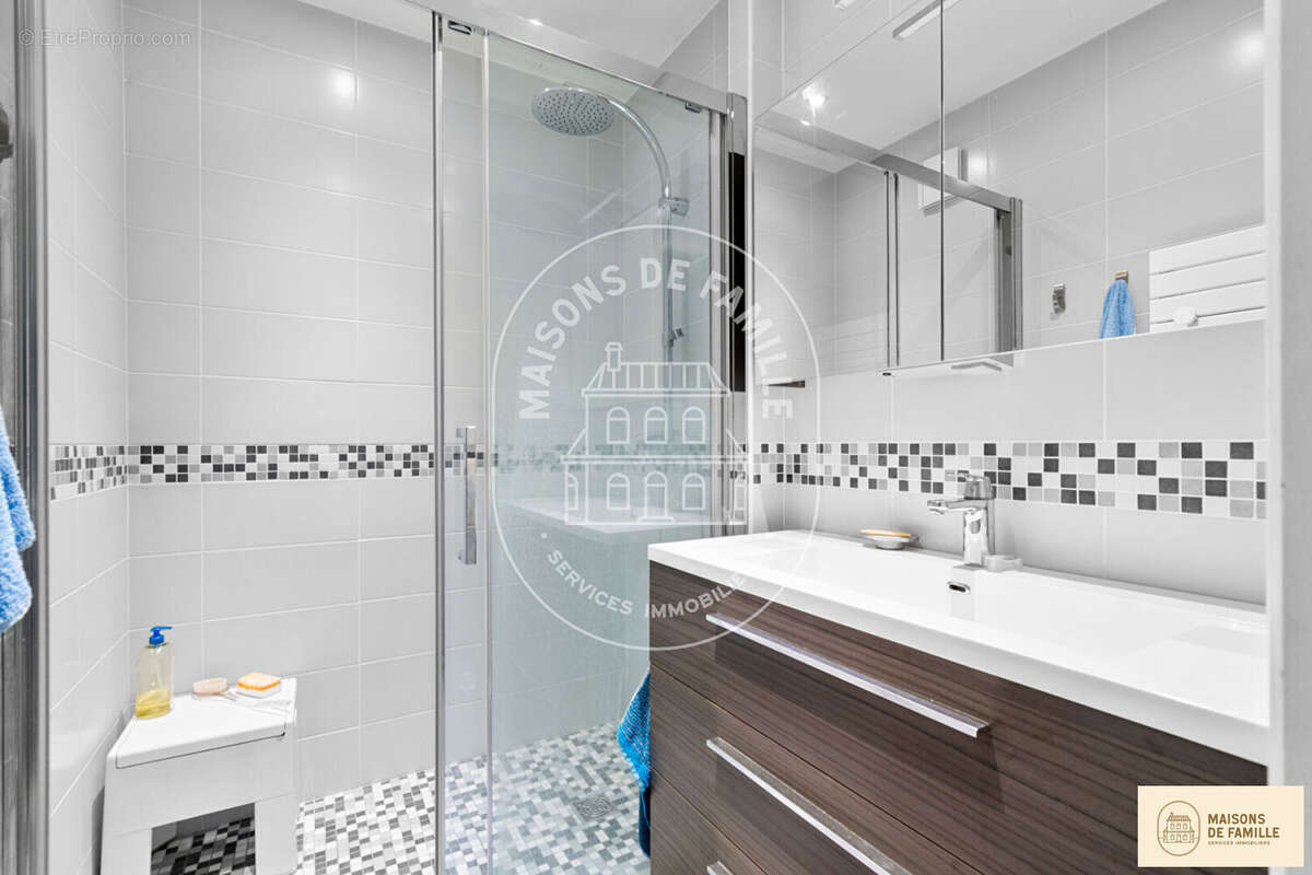 Maison à CROISSY-SUR-SEINE