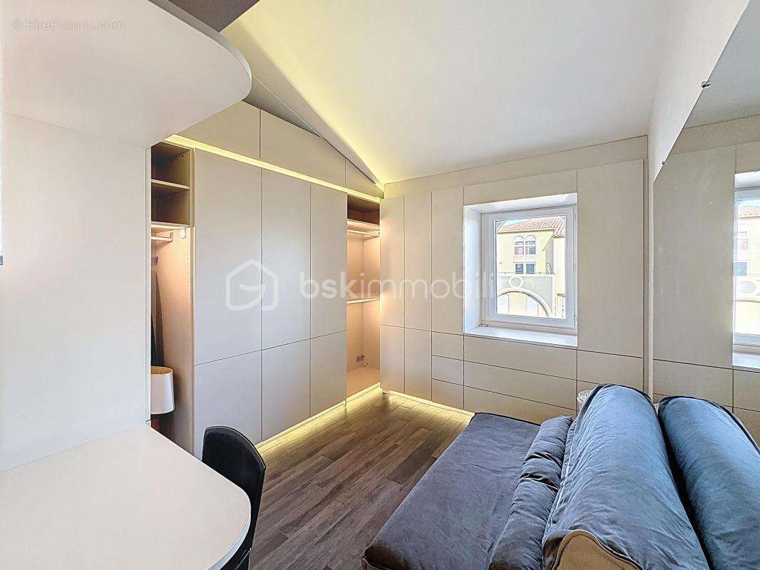 Appartement à LATTES
