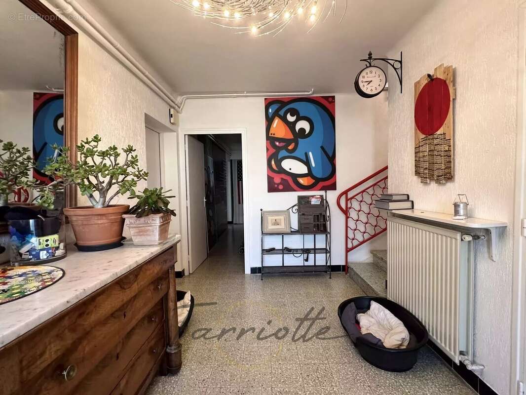 Maison à MONTELIMAR