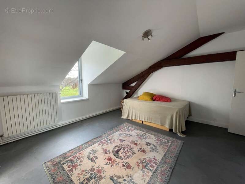 Maison à SAINT-JUNIEN