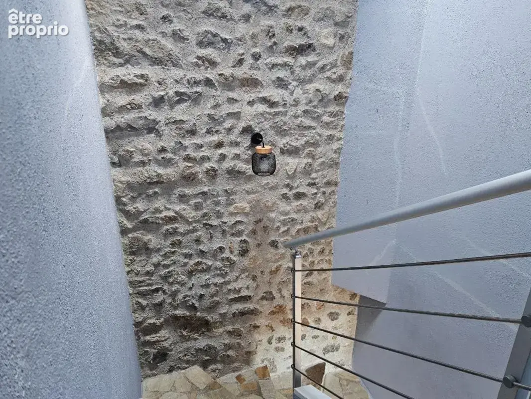 Chaleureuse maison de village + terrasse + garage - photo 12