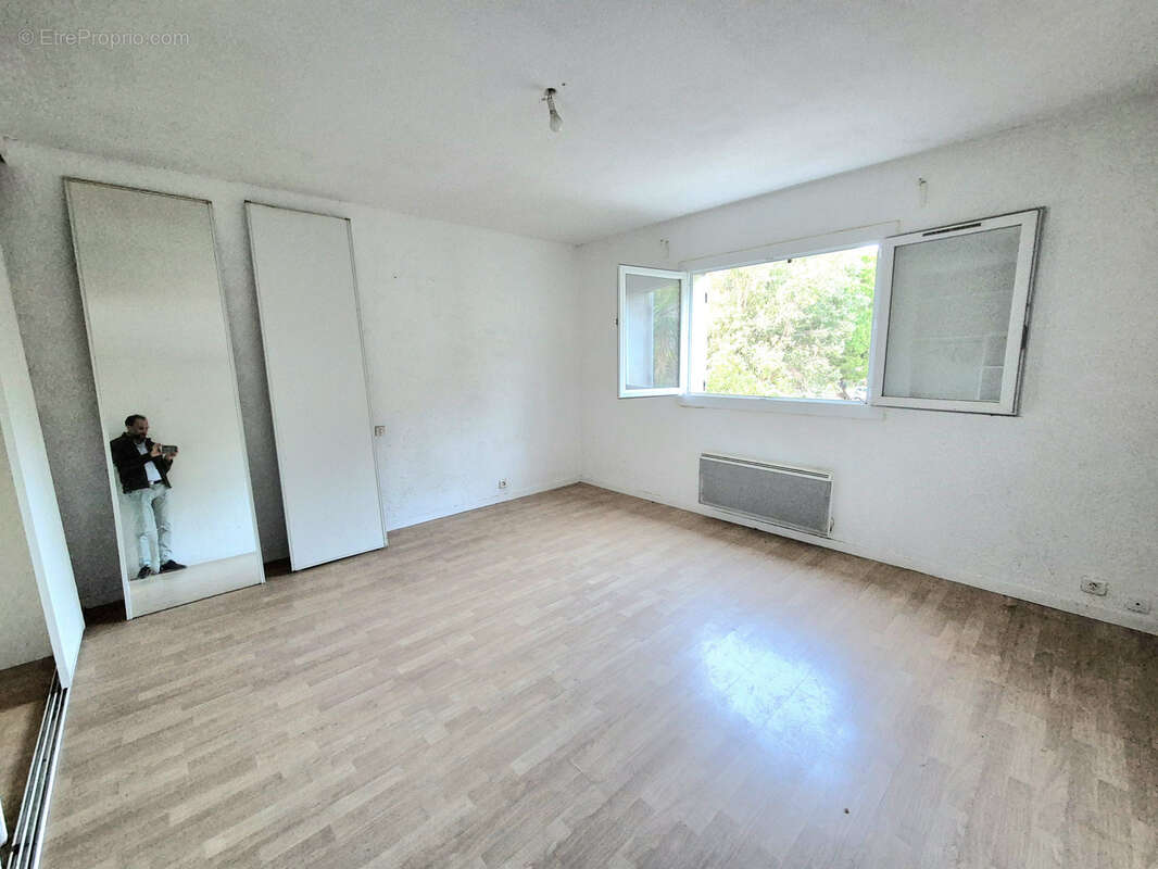 Maison à BORMES-LES-MIMOSAS