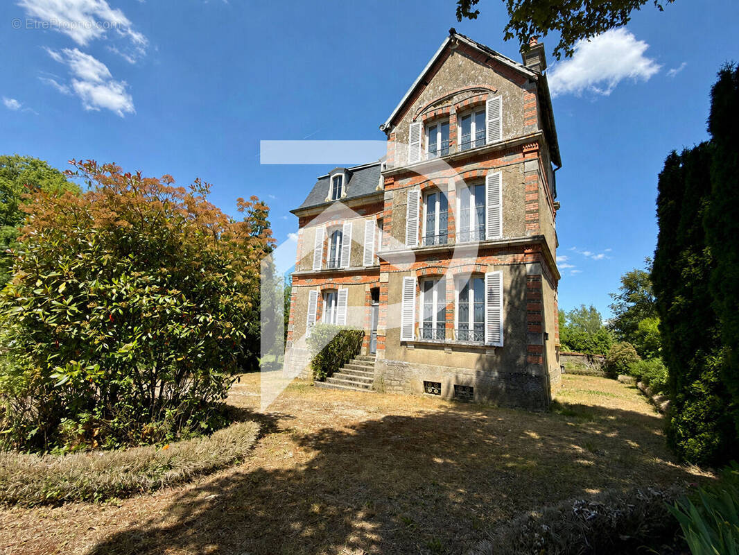 Maison à VAL-DE-MEUSE