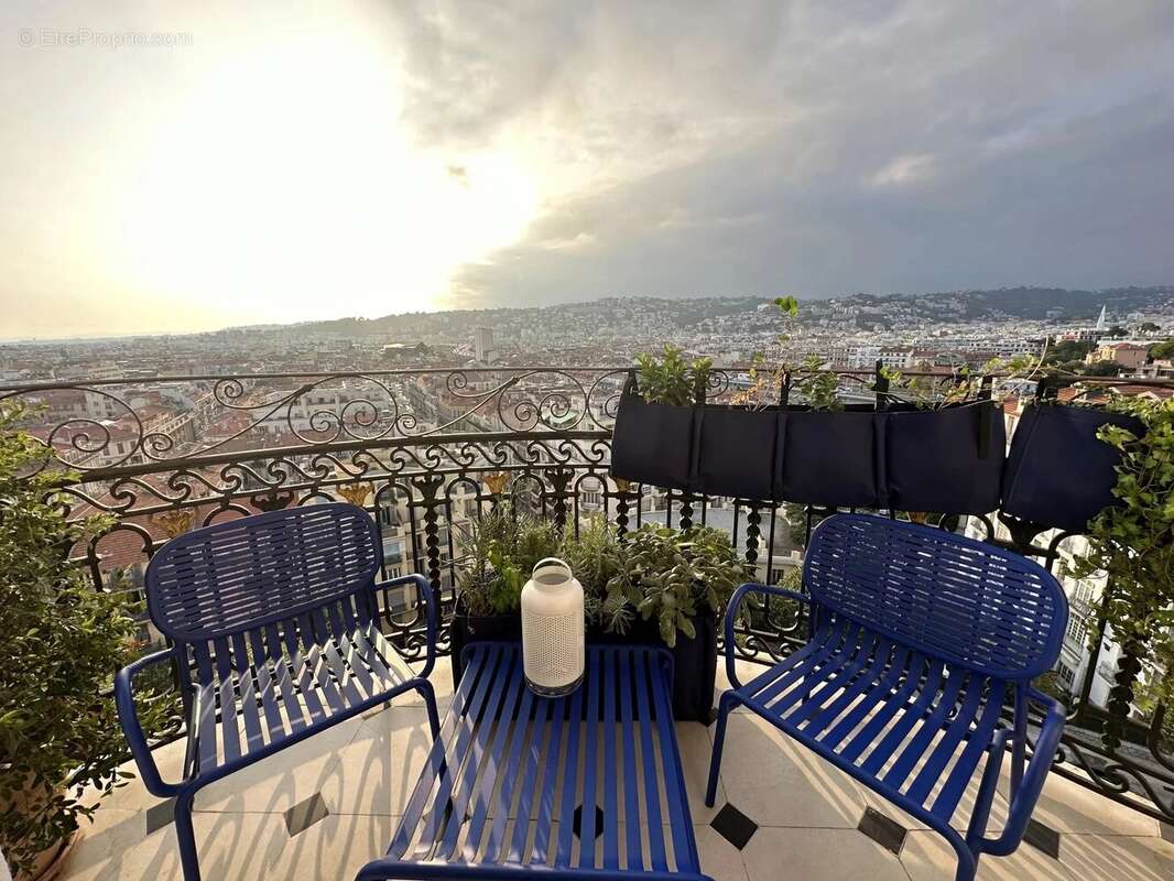 Appartement à NICE