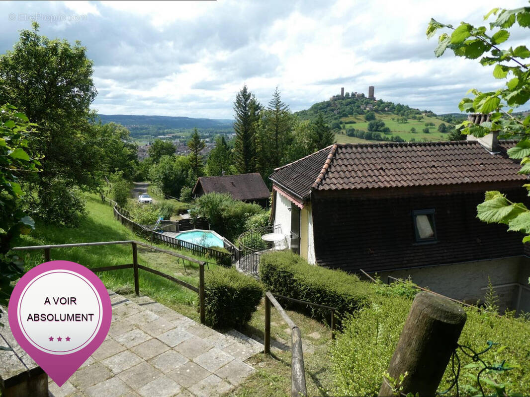 Maison à SAINT-CERE