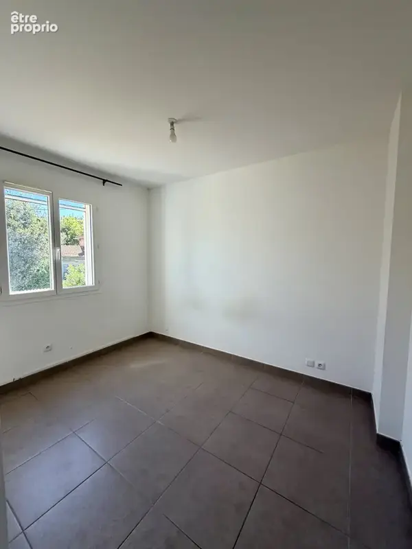 À VENDRE   Maison familiale avec jardin et garage au cœur de Moulès - photo 8