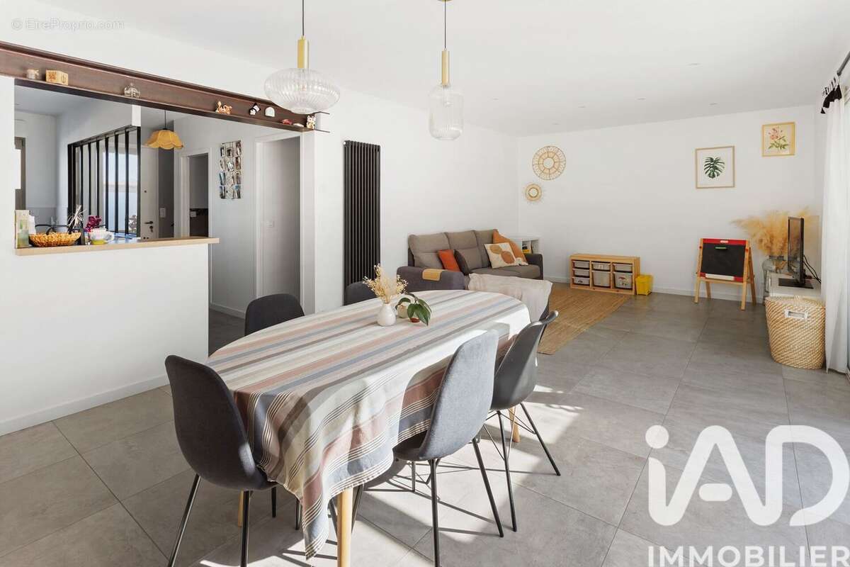 Photo 5 - Maison à SAUTRON